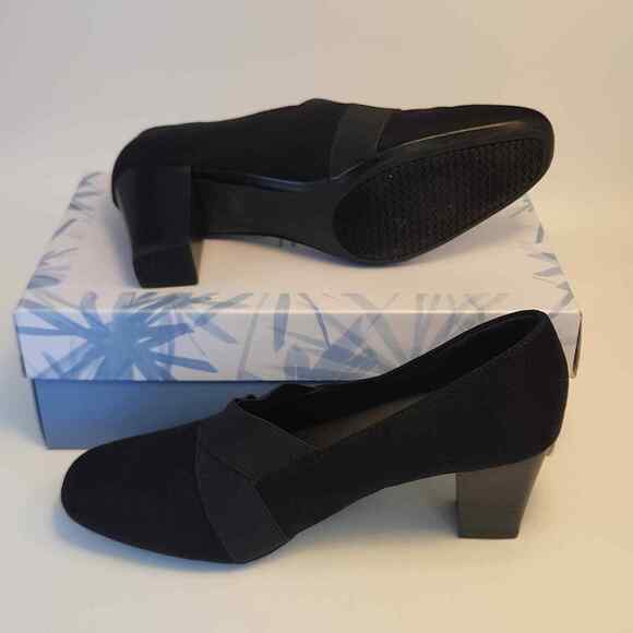 NIB Abella Eve Black Suede Crossover 3" Heels sz 9M - Picture 5 of 7